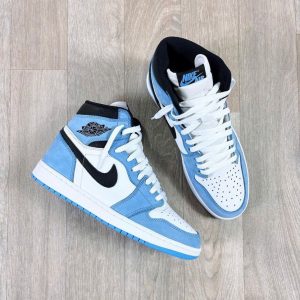 NIKE AIR JORDAN 1 HIGH•UNIVERSITY BLUE