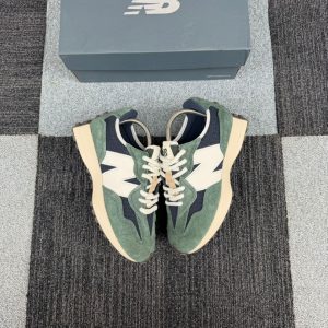 New Balance 327 Green Brailed