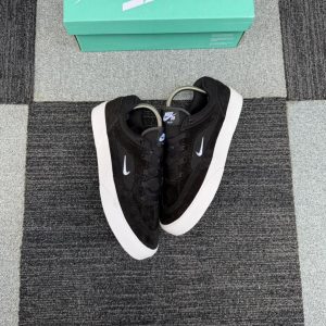 NIKE SB MALOR BLACK/WHITE